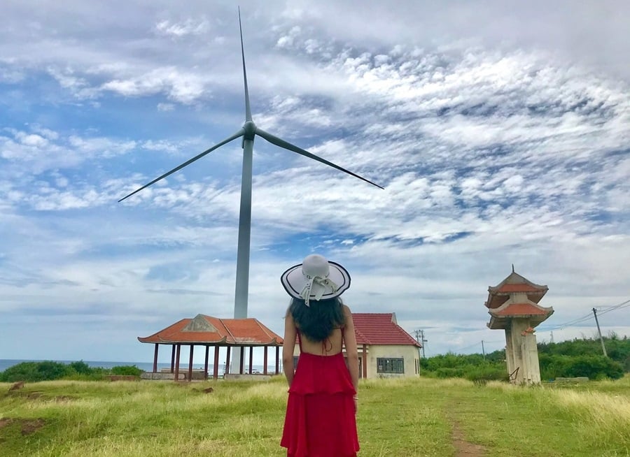 Check in phong điện Phú Quý
